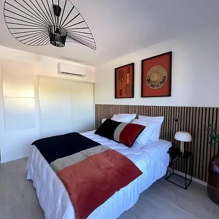 108 2 Personnes Tennis Appartement