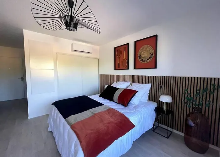 108 2 Personnes Tennis 아파트