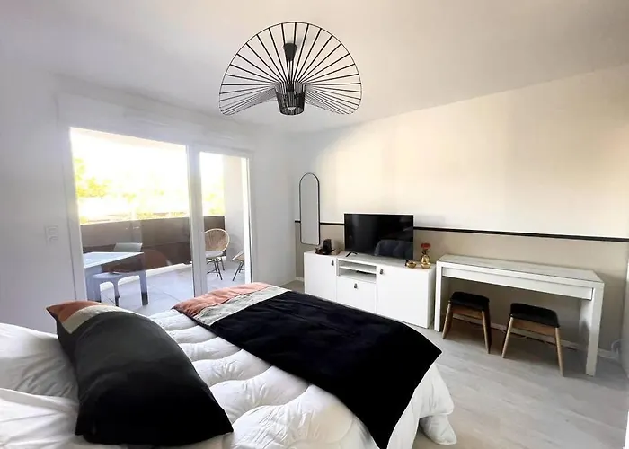 108 2 Personnes Tennis 아파트