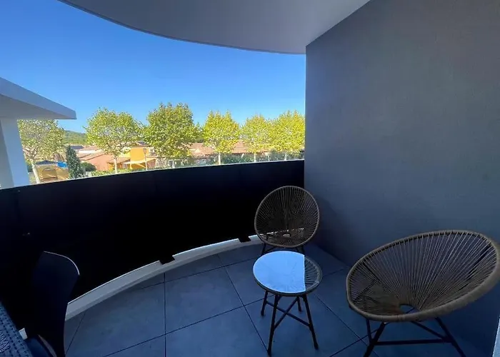 아파트 108 2 Personnes Tennis *